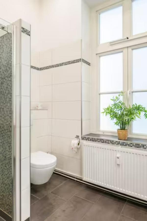 Grosszuegige Altbauwohnung In Bestlage * Hambourg