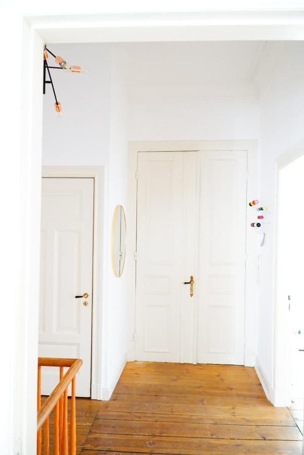 Apartment Grosszuegige Altbauwohnung In Bestlage *