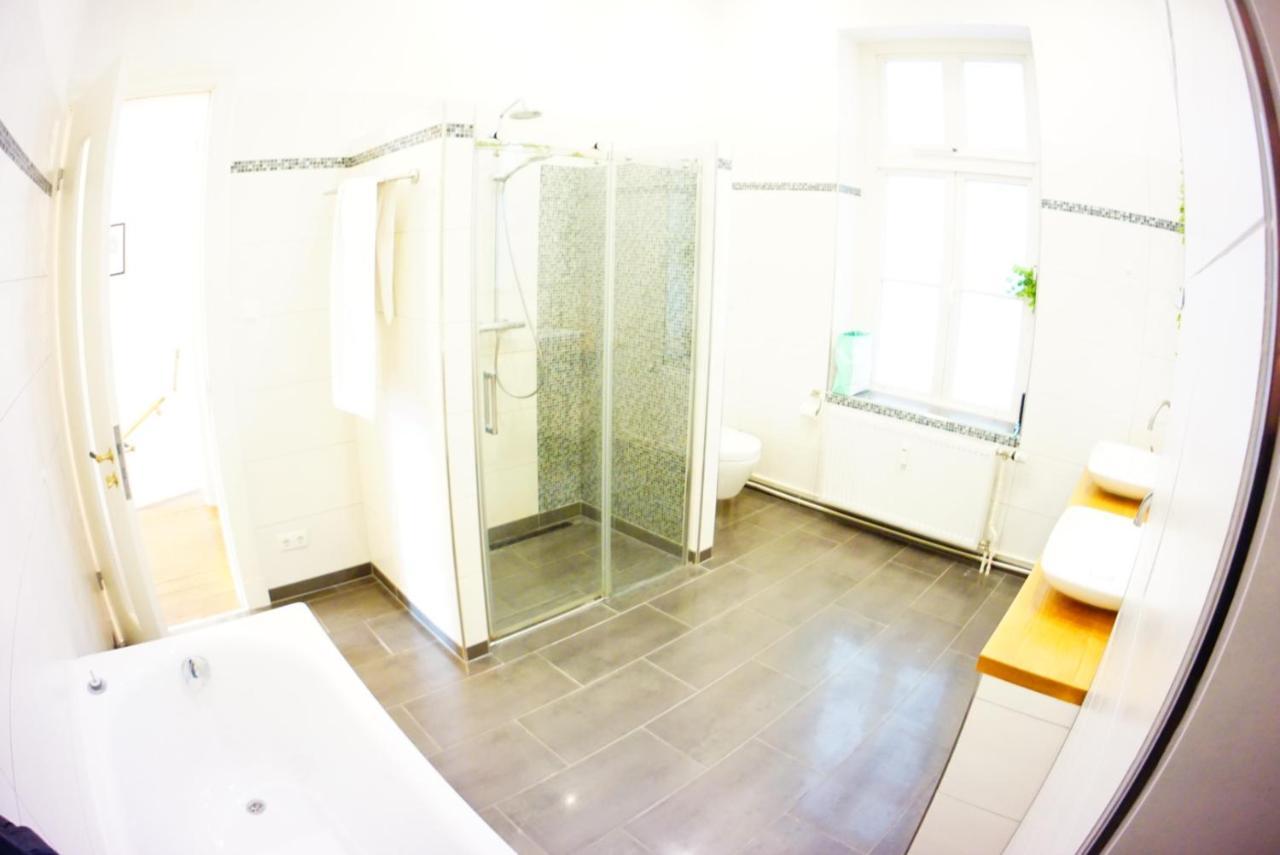 Apartment Großzügige Altbauwohnung In Bestlage Hamburg
